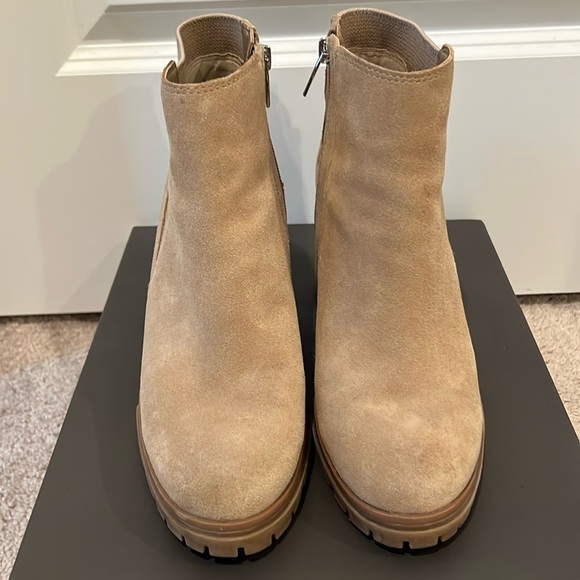 Vince Camuto Dustelie Ankle Boots - Picture 3 of 13